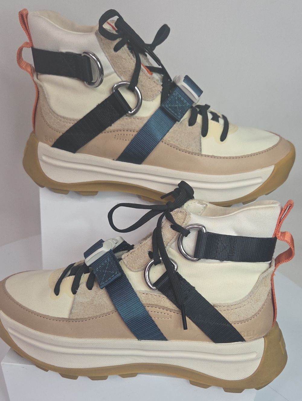 Sorel ONA 503 EQ Mid Sneaker Boot Women's Size 7.5 Ceramic Chalk Beige